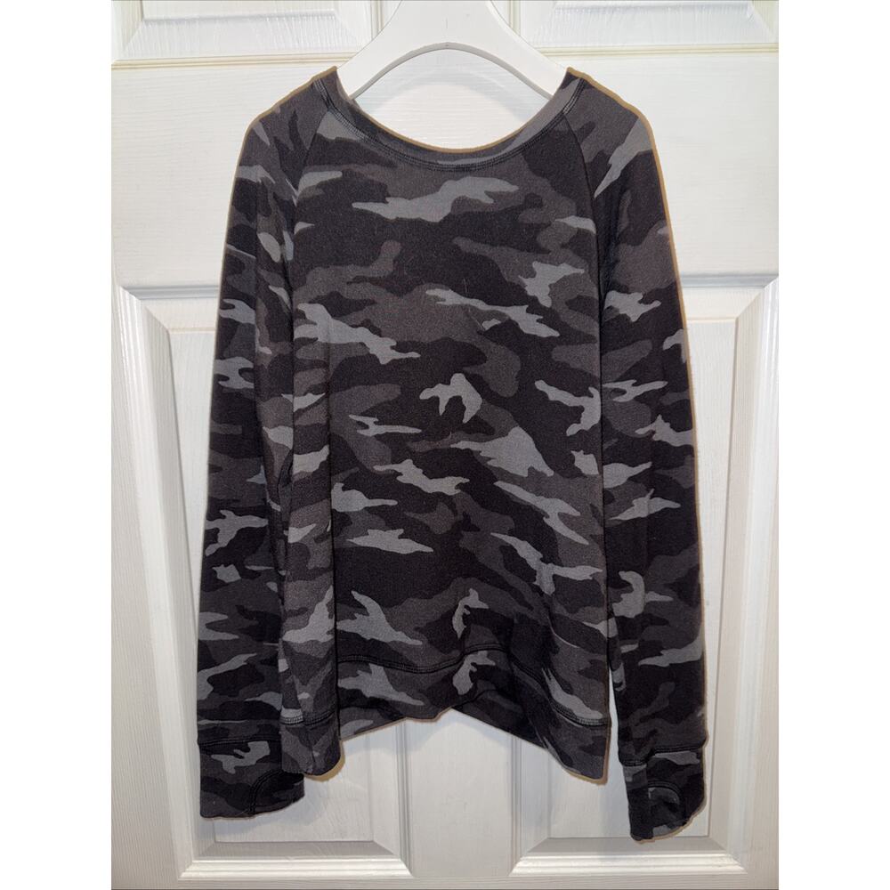Athleta Girl Cross Your‎ Fingers Sweatshirt Black Camo Size XL 14